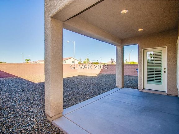 2nd image of 774 Cambridge Crest Ct