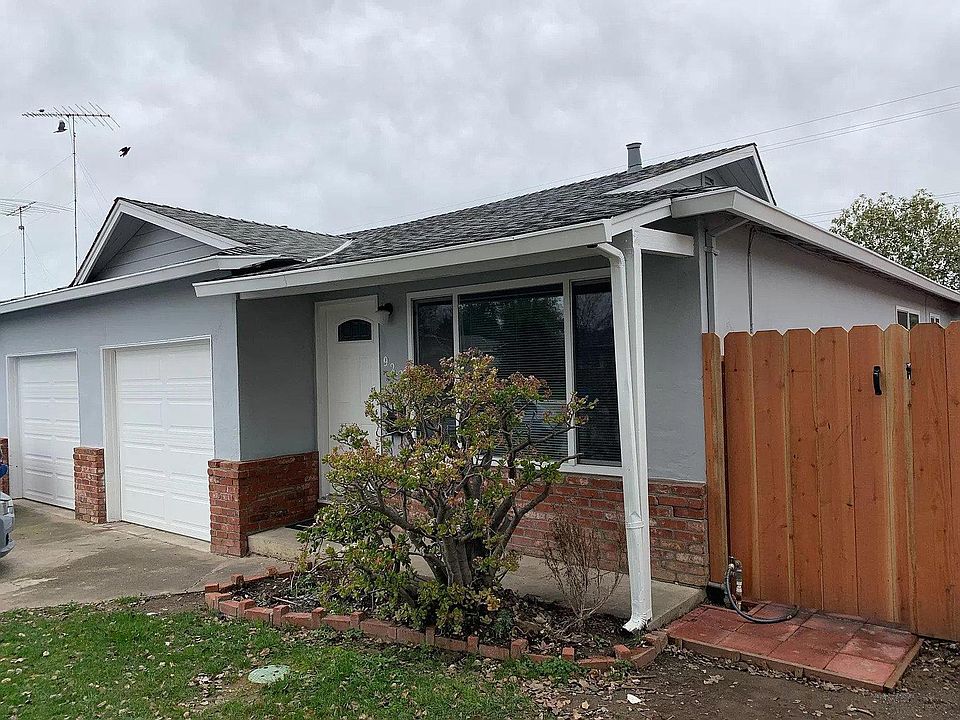 1st image of 923 Miller Ave
