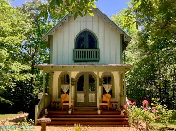 209 Broadway, Irvington, VA 22480