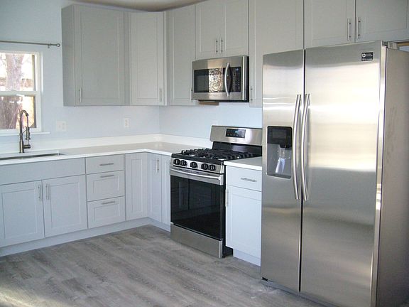 New Kitchen! All new Samsung Appliances!