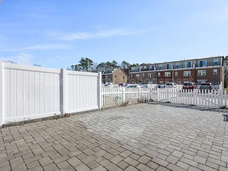 11323 Sadler Walk Ln — Photo 30