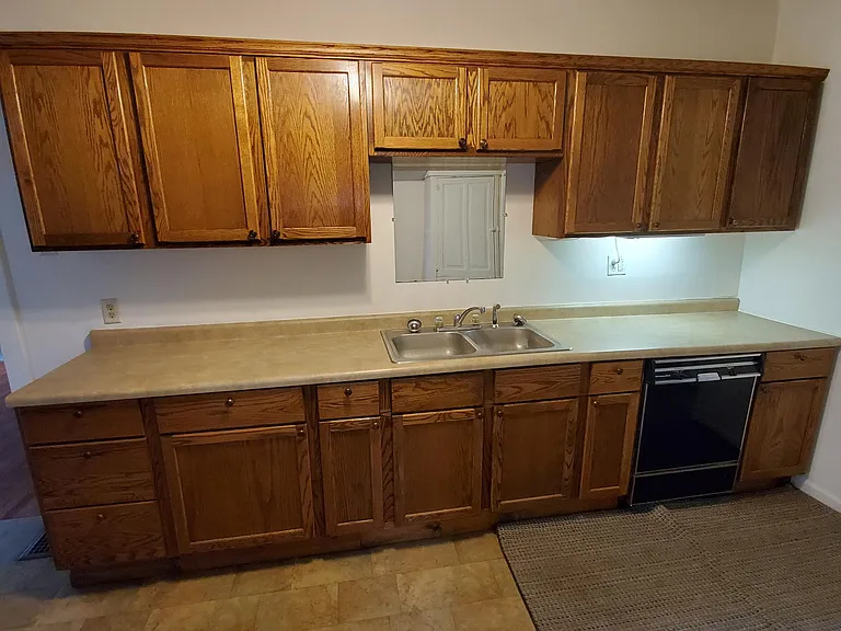 328 Milton Ave #1 — Photo 11