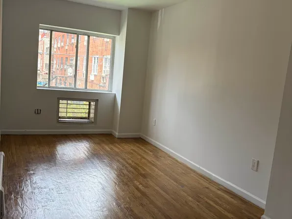 93-11 Lamont Ave #2R, Elmhurst, NY 11373