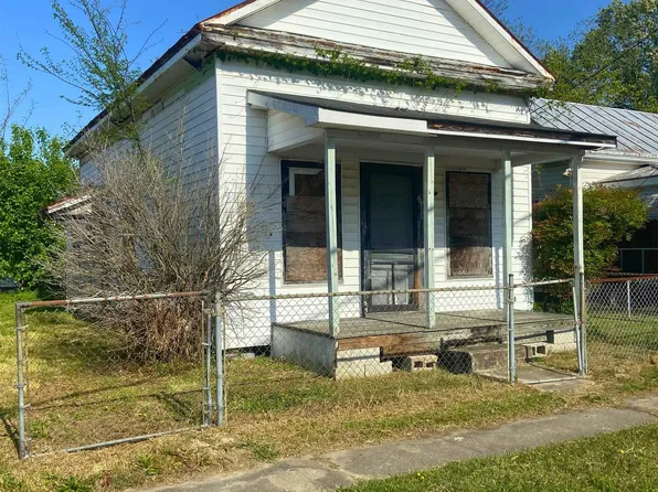 114 N Edenton Road St, Hertford, NC 27944