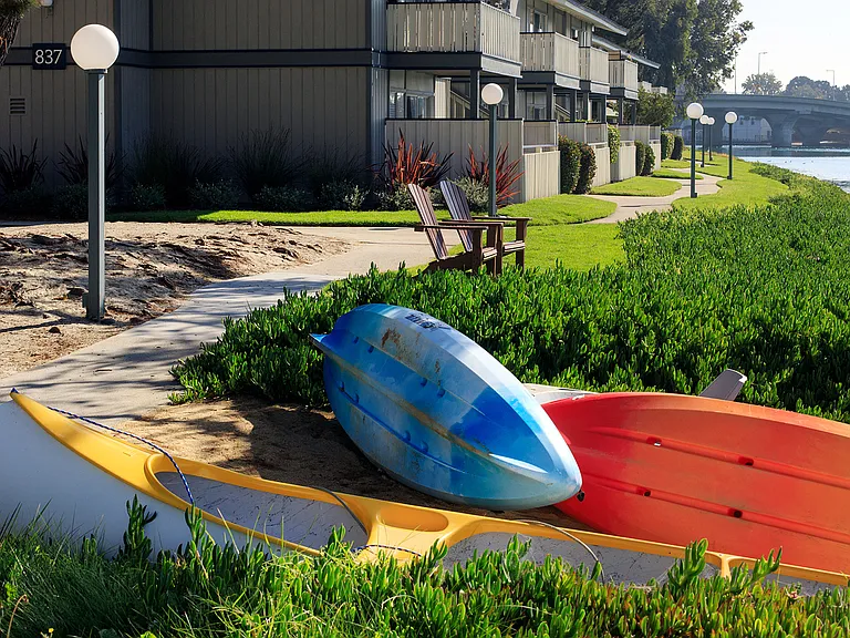 Sand Cove — Photo 13