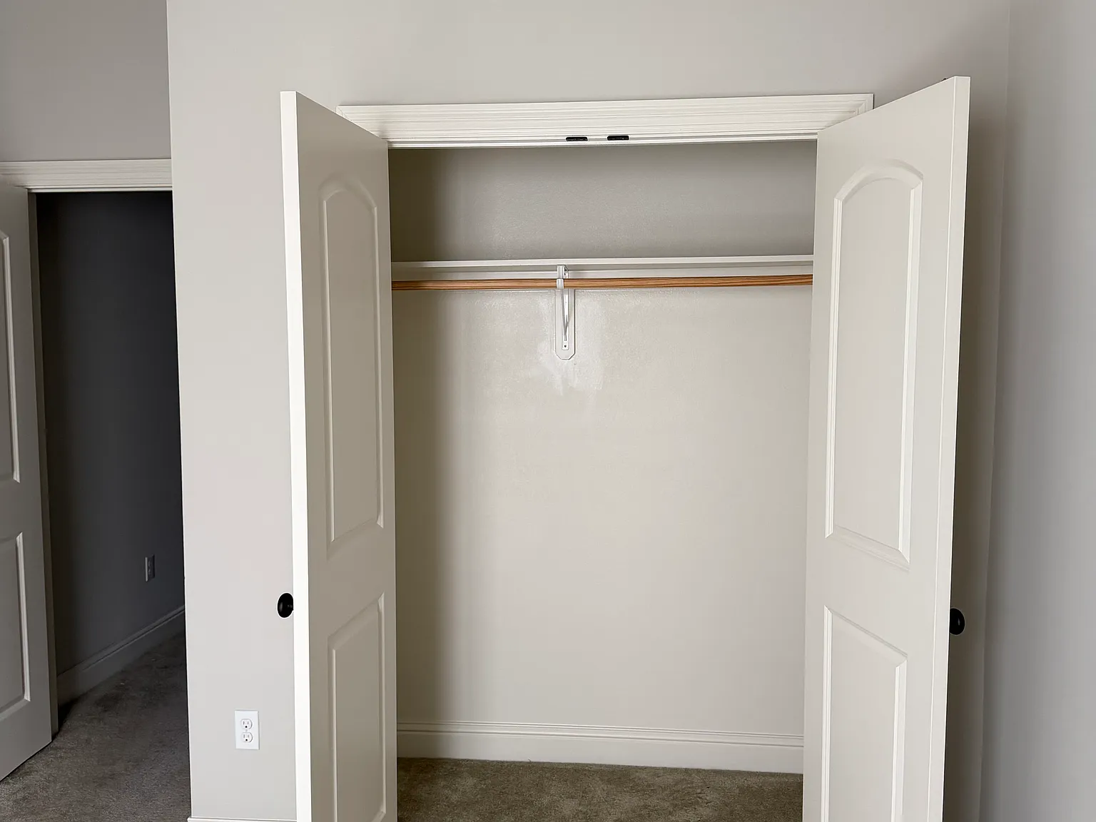 3 bed, 1887 sqft, $2,000 — Photo 4