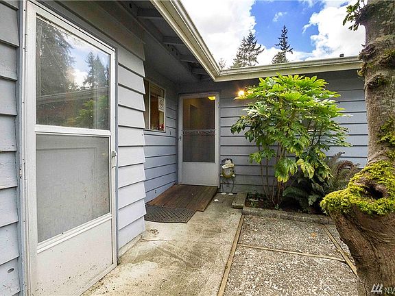 3rd image of 5932 86th St E