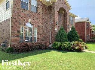 7782 Park Downs Dr, Fort Worth, TX 76137