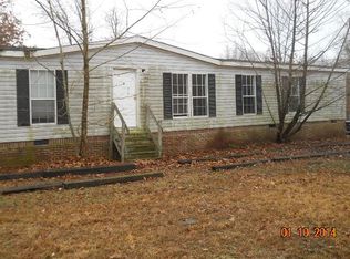 9797 Pinewood Lake Dr, Nunnelly, TN 37137
