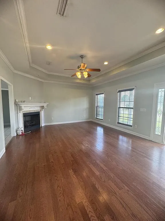 187 Maree Dr — Photo 3