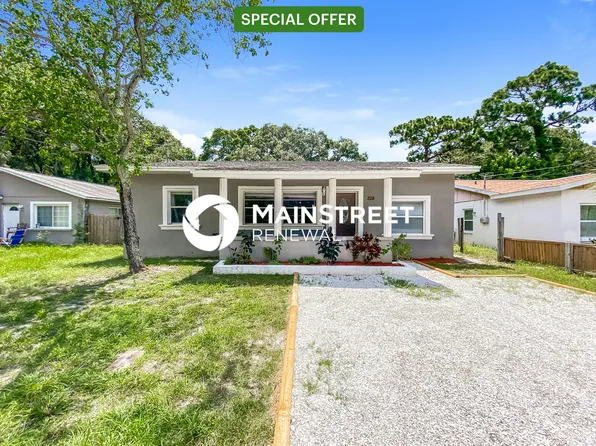228 69th St N, Clearwater, FL 33764