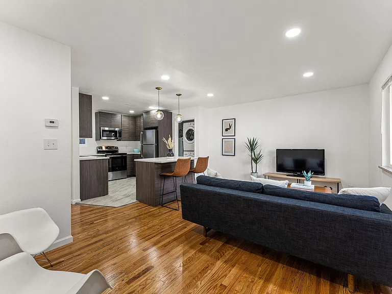 1226 Jay St — Photo 17