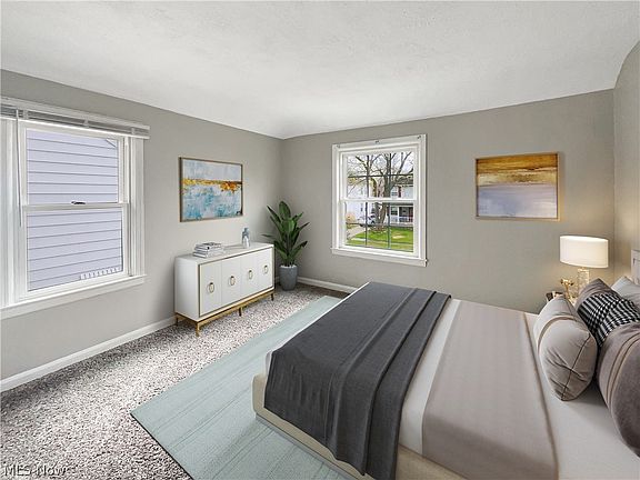 4th image of 336 Hayes Ave