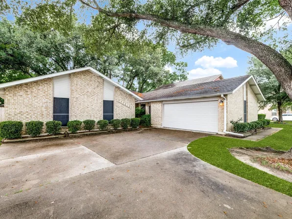 20303 Hampshire Rocks Dr, Katy, TX 77450