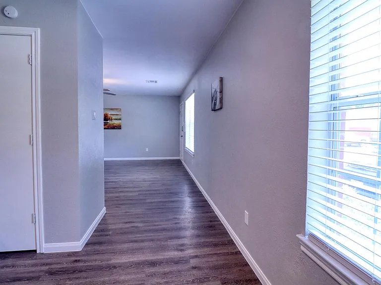 2221 Bowie Dr #11 — Photo 11