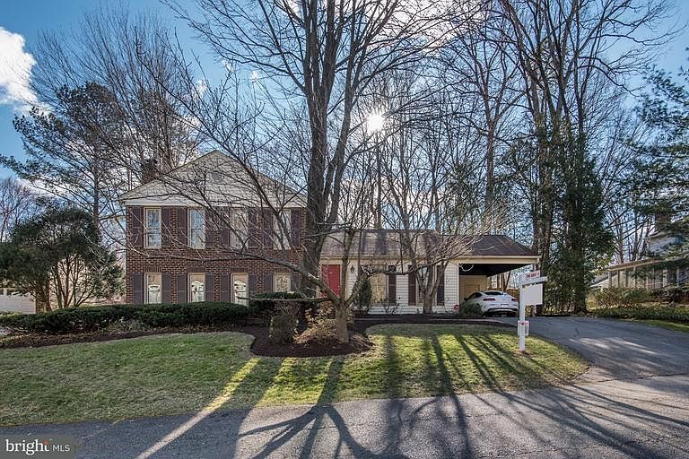 1st image of 9206 Claytonia Ln