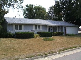 102 N 17th Pl, Estherville, IA 51334
