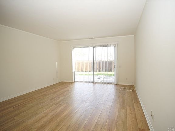 2nd image of 23632 Vanowen St