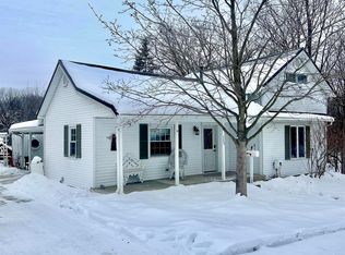 523 N Elm St, Ithaca, MI 48847