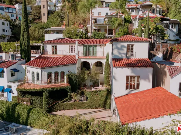 6856 Los Altos Pl, Los Angeles, CA 90068