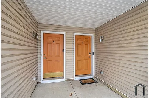 4 Rowand Way E Photo 1