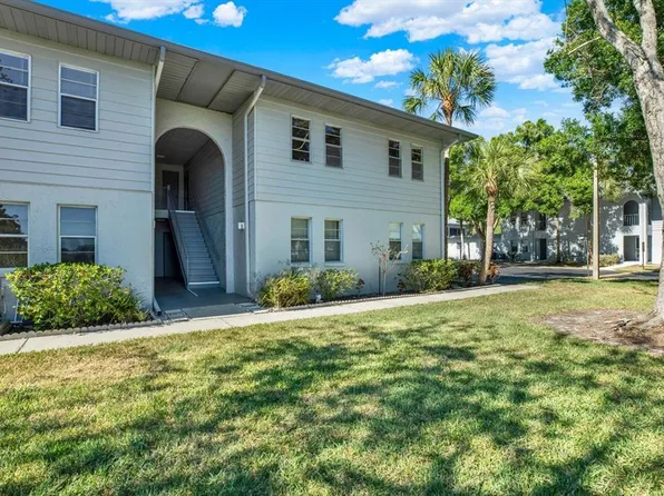 10800 Us Highway 19 N APT 136, Pinellas Park, FL 33782