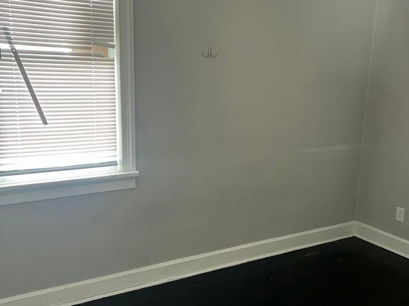 louisville-kentucky-73506356 picture