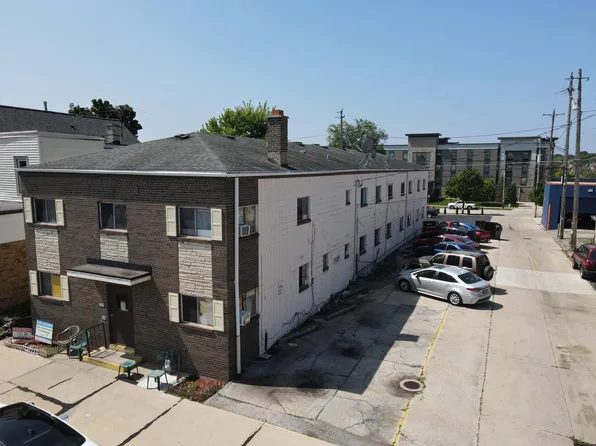 1423 S 81st STREET, West Allis, WI 53214