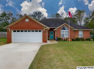 308 Antler Point Dr, New Market, AL 35761