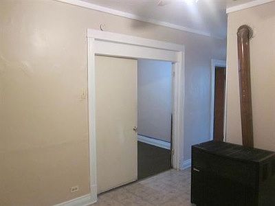 4th image of 8216 S Coles Ave
