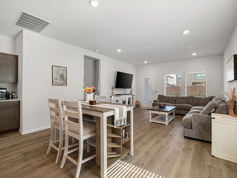 615 Joseph Rd — Photo 25