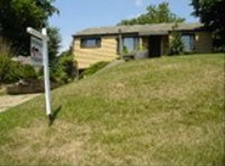 6337 Crestview Dr, South Park, PA