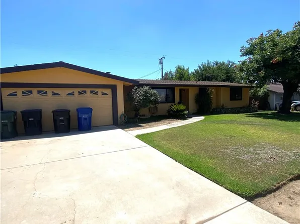 700 E Orangewood Dr, Covina, CA 91723