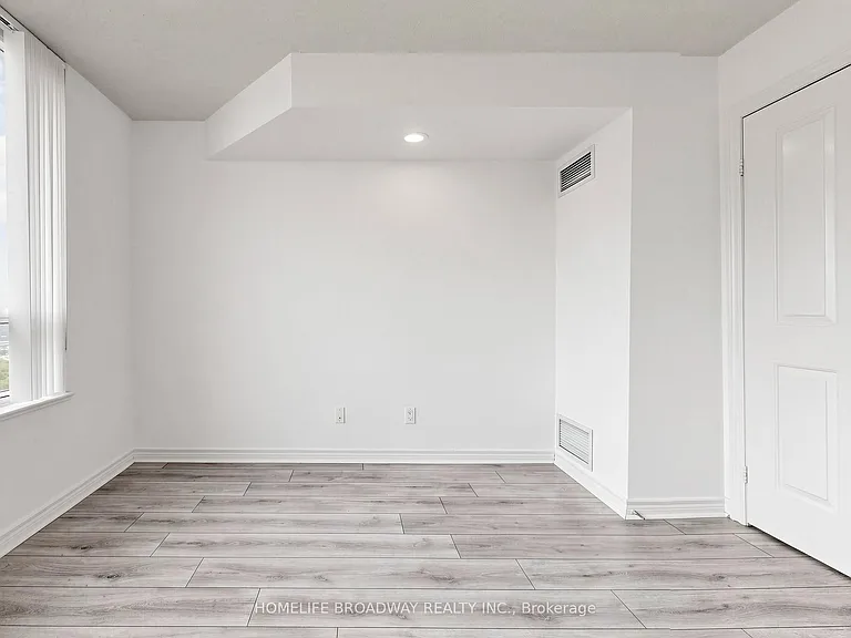 68 Corporate Dr #2827 — Photo 25