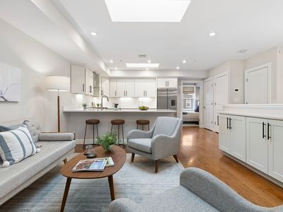 274 Sumner St Unit 3, Boston, MA, 02128