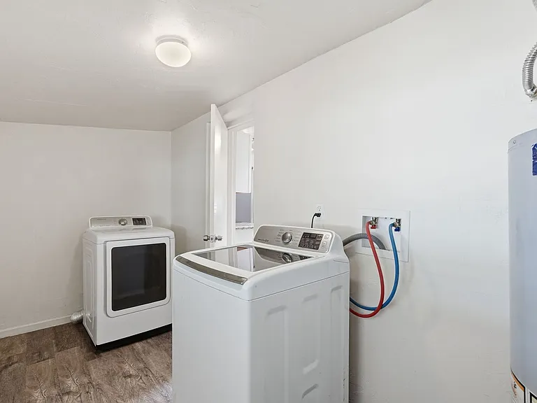 4608 S Fremont Ave — Photo 29