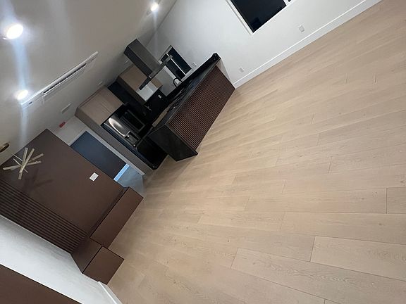 3rd image of 11395 Jacalene Ln