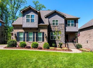 225 Hillandale Dr, Charlotte, NC 28270