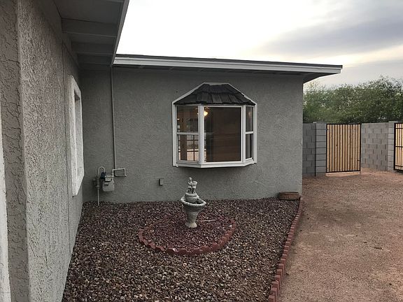 4th image of 130 S Saguaro Dr