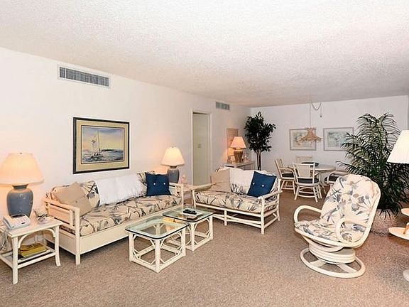 4th image of 6040 E Peppertree Way #225A