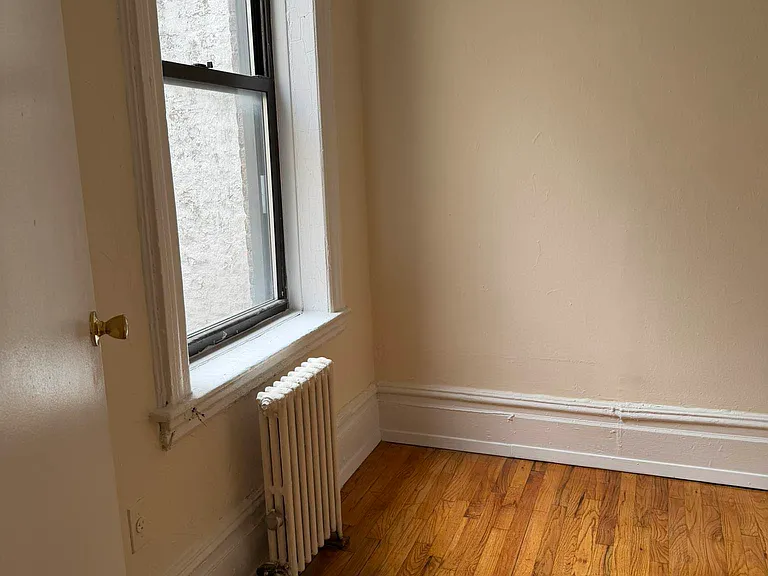 24-35 Steinway St #17 — Photo 10