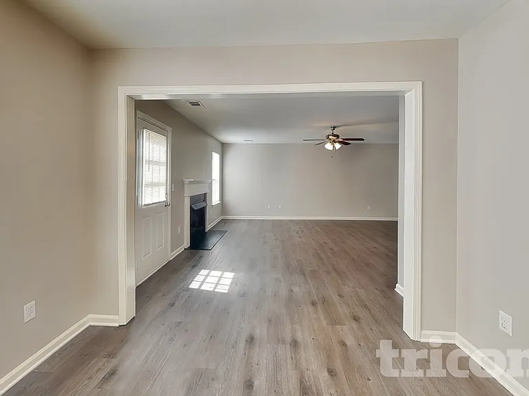 213 Nellie Yale Pl — Photo 4