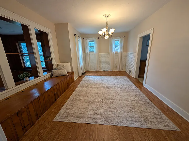 486 Needham Ave — Photo 6