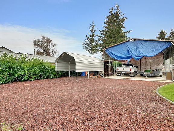 5th image of 13822 8th Avenue Ct S