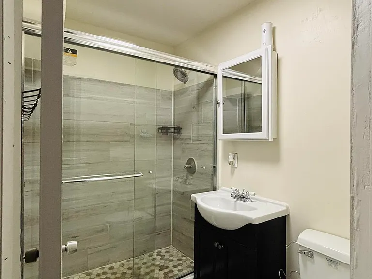 3720 W Mauna Loa Ln #STUDIO — Photo 8