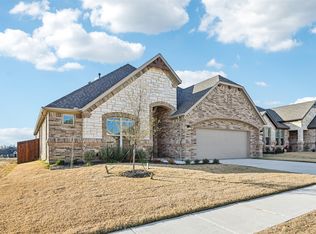 213 Navajo Trl, Alvarado, TX 76009