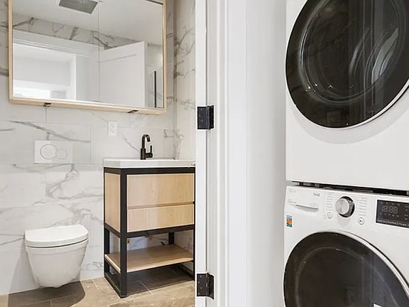 5th image of 207 E 4th St #2A