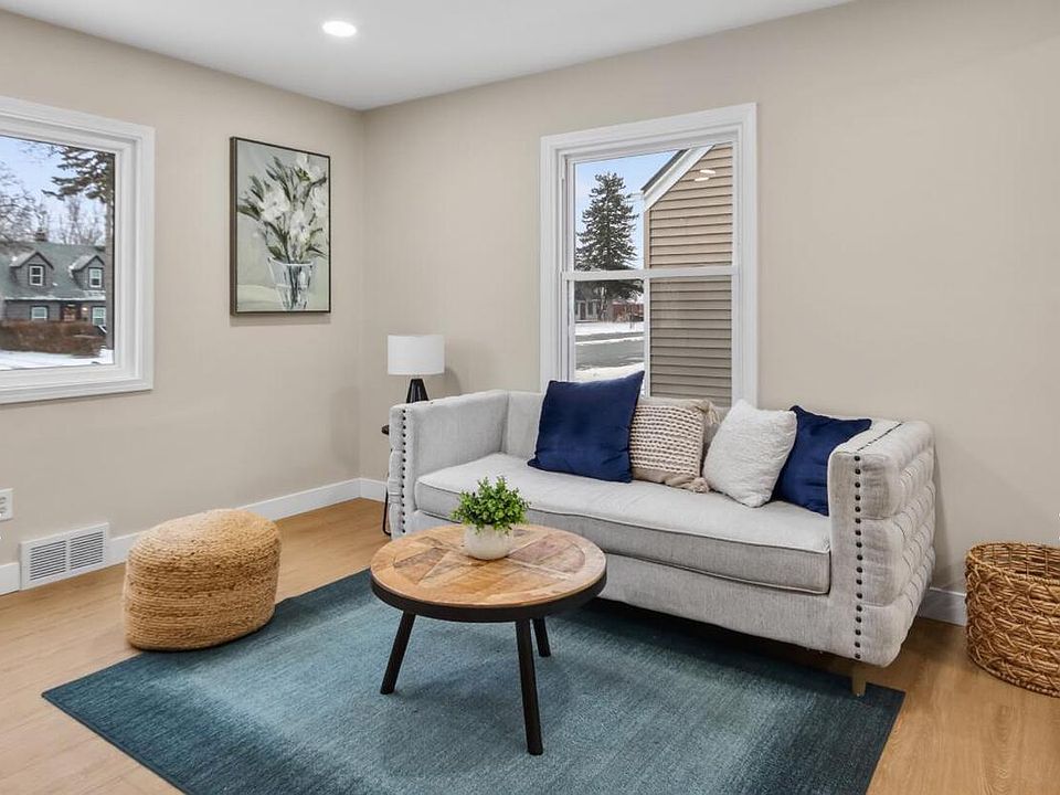 5273 N 51st BOULEVARD, Milwaukee, WI 53218 | MLS #1956890 | Zillow