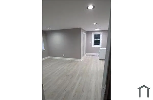 Building Photo - 3200 Burleith Ave