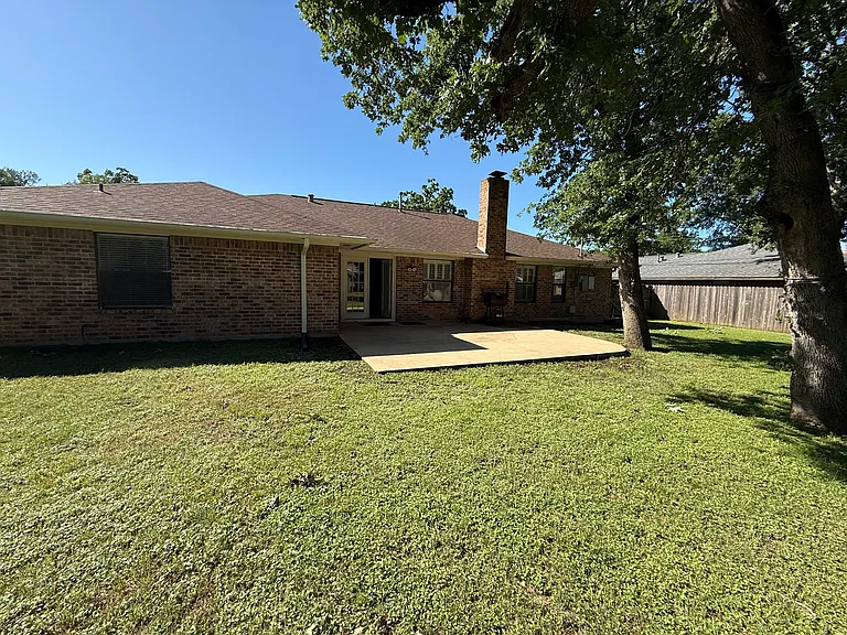 2614 Spicewood Ct — Photo 16